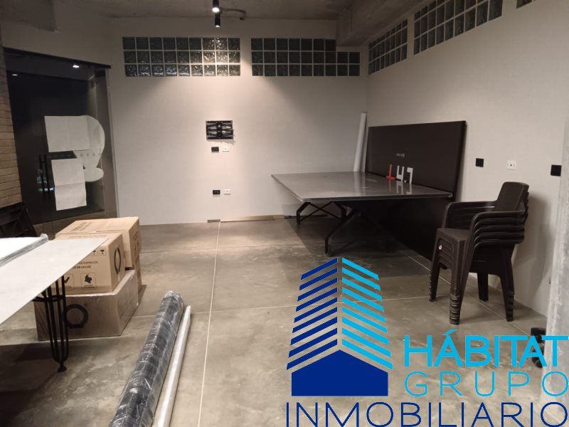 Oficina en arriendo o venta Antioquia Envigado Pontevedra 77 m2 Habitaciones 0 Baños 0 Garajes 0 Precio venta $725000000 Precio arriendo $6433000