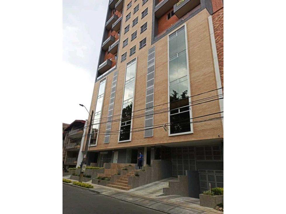 Oficina en arriendo Antioquia Medellín Los Conquistadores 1320 m2 Habitaciones 0 Baños 4 Garajes 6 Precio $38000000