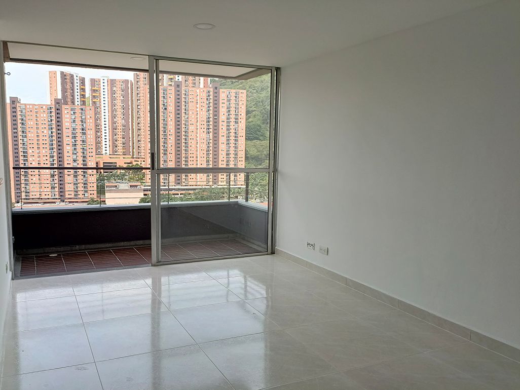Apartamento en arriendo Antioquia Medellín La Hondonada 56 m2 Habitaciones 3 Baños 2 Garajes 1 Precio $2550000