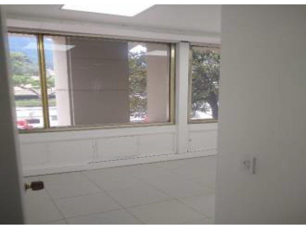 Oficina en arriendo Cundinamarca Bogotá Samper 132 m2 Habitaciones 0 Baños 2 Garajes 0 Precio $4467900