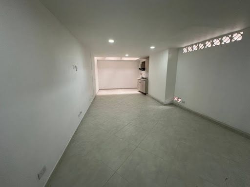 Apartaestudio en arriendo Antioquia Sabaneta Santa Ana 30 m2 Habitaciones 1 Baños 1 Garajes 0 Precio $1370000