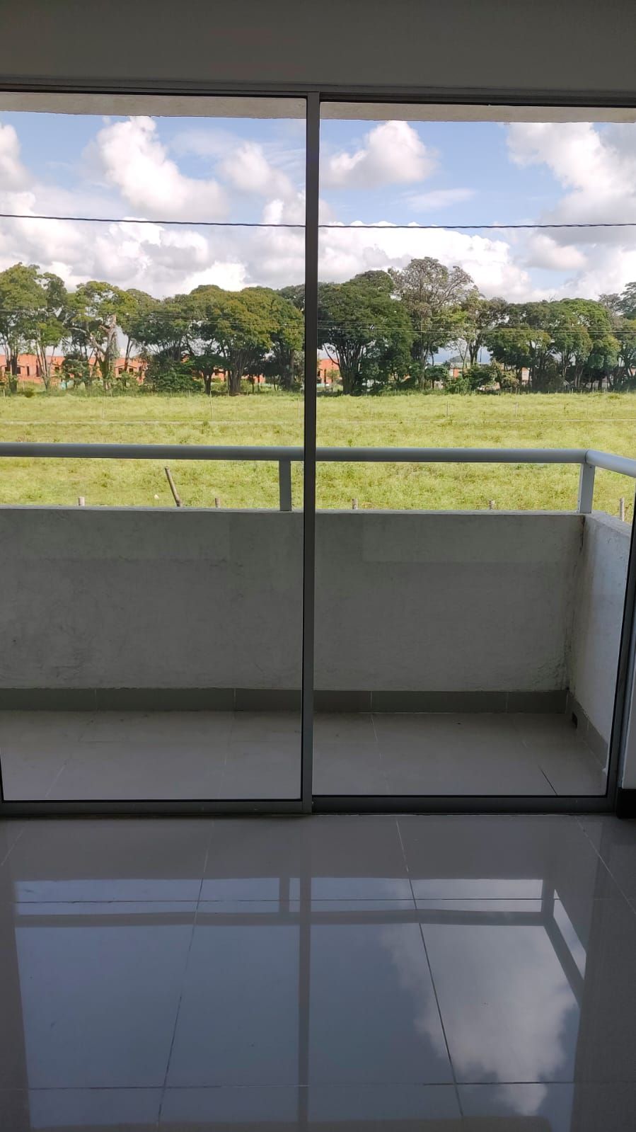 Apartamento en venta Valle Del Cauca Palmira Ub Parque De Las Mercedes 86 m2 Habitaciones 2 Baños 2 Garajes 1 Precio $400000000