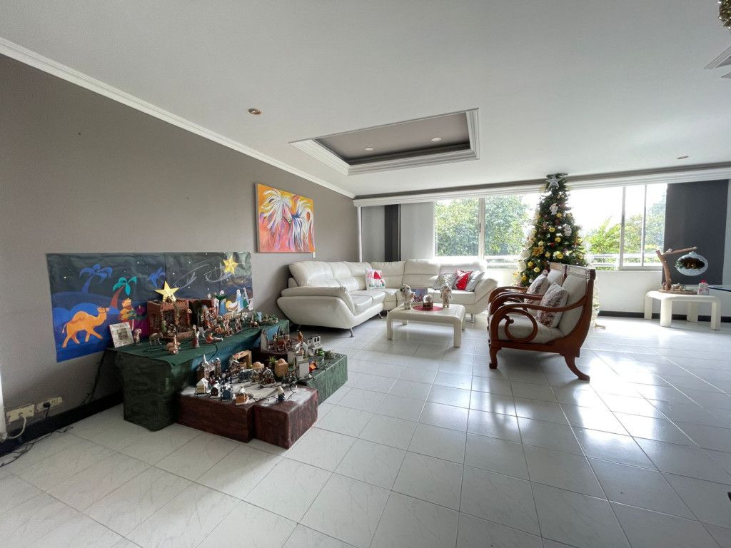 Apartamento en venta Antioquia Medellín Urbanizacion Miravalle 142 m2 Habitaciones 4 Baños 3 Garajes 1 Precio $580000000