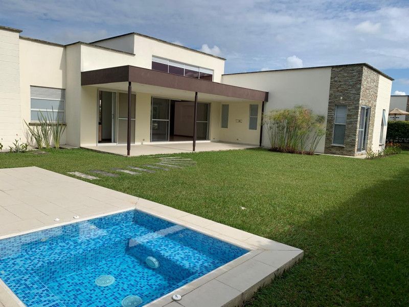 Casa en venta Quindío Armenia Armenia 230 m2 Habitaciones 3 Baños 4 Garajes 2 Precio $1400000000