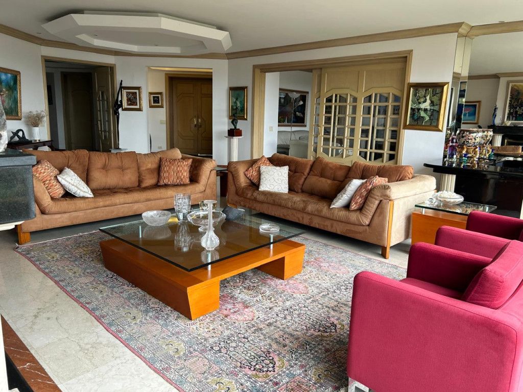 Apartamento en venta Cundinamarca Bogotá Cerros De Santa Barbara 404 m2 Habitaciones 4 Baños 6 Garajes 4 Precio $3300000000