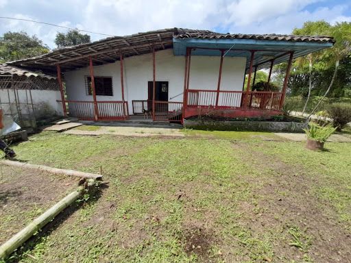 Finca en venta Risaralda Pereira El Bosque 13 24458 m2 Habitaciones 3 Baños 1 Garajes 0 Precio $795000000