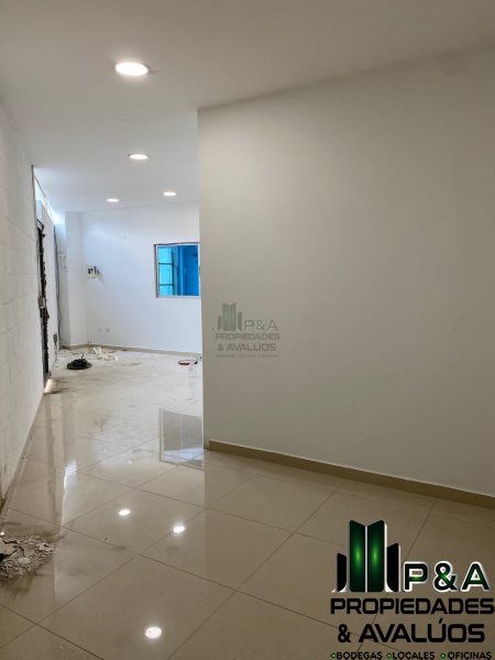 Bodega en arriendo Antioquia La Estrella La Estrella 650 m2 Habitaciones 0 Baños 2 Garajes 0 Precio $19500000