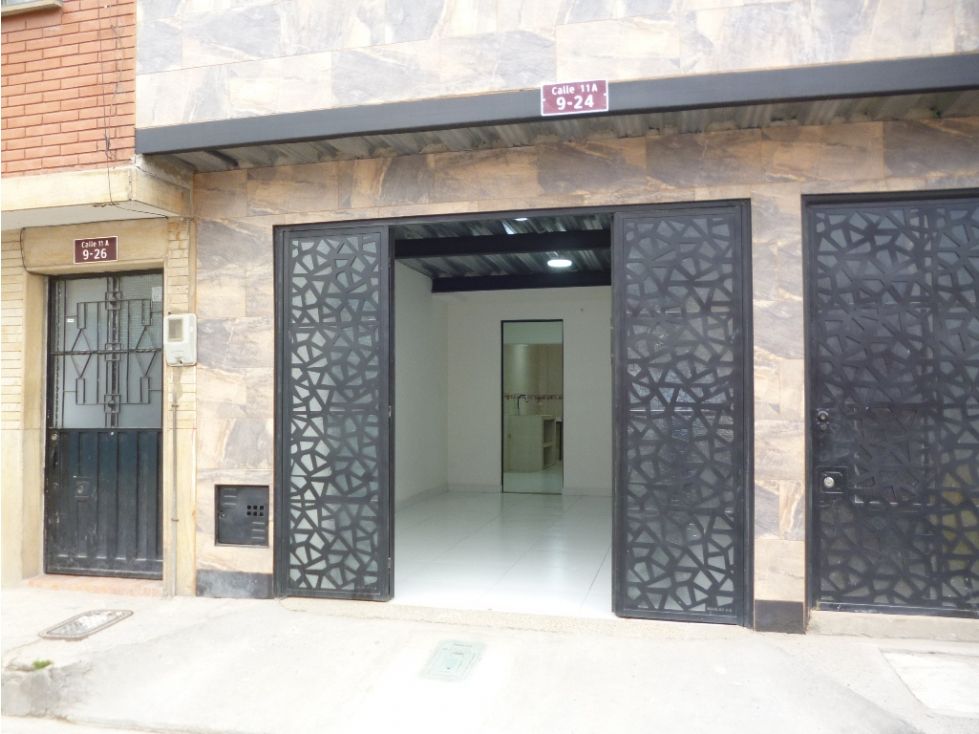 Local en arriendo Cundinamarca Soacha Eugenio Diaz Castro 56 m2 Habitaciones 0 Baños 1 Garajes 0 Precio $1200000