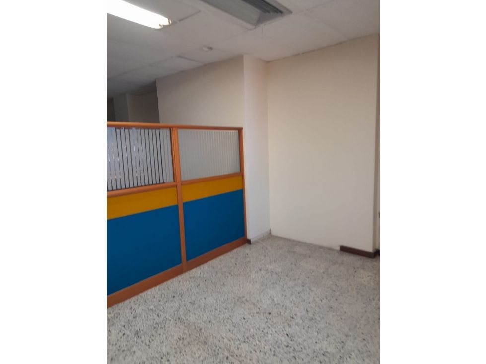 Oficina en arriendo Bolívar Cartagena La Matuna 43 m2 Habitaciones 0 Baños 1 Garajes 0 Precio $2150000