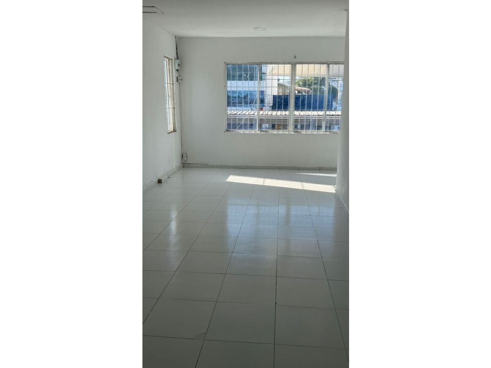 Oficina en arriendo Bolívar Cartagena España 85 m2 Habitaciones 0 Baños 2 Garajes 0 Precio $2200000