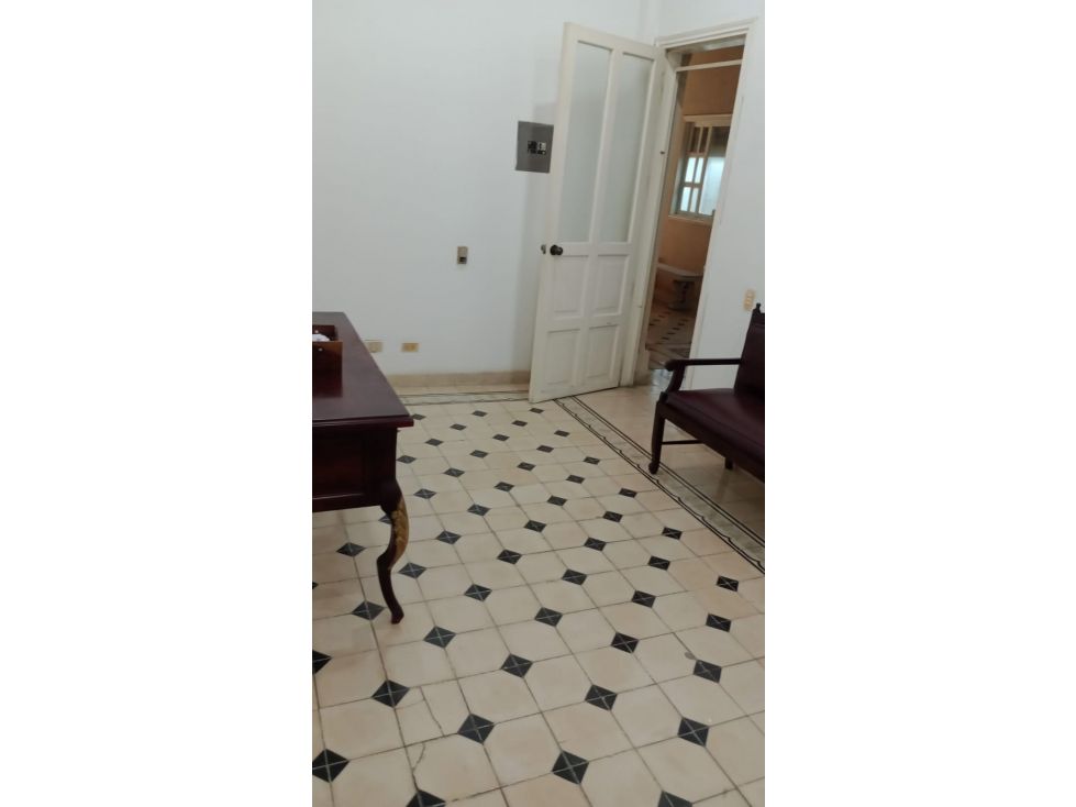 Oficina en arriendo Bolívar Cartagena El Centro 40 m2 Habitaciones 0 Baños 1 Garajes 0 Precio $2300000