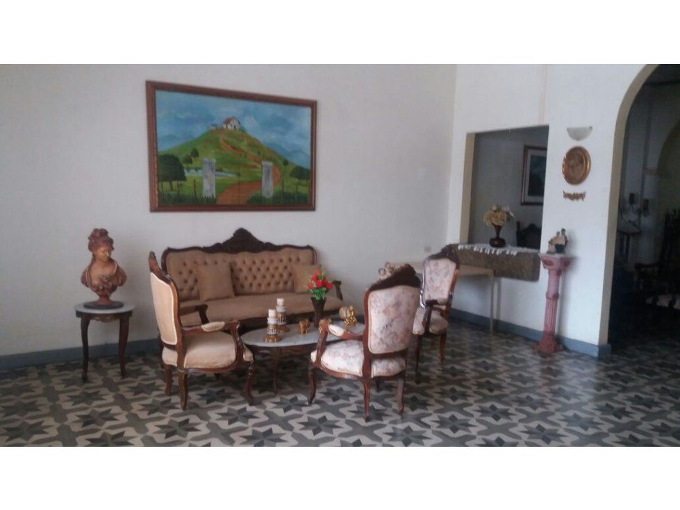 Casa en venta Bolívar Cartagena Manga 1892 m2 Habitaciones 16 Baños 2 Garajes 1 Precio $7500000000