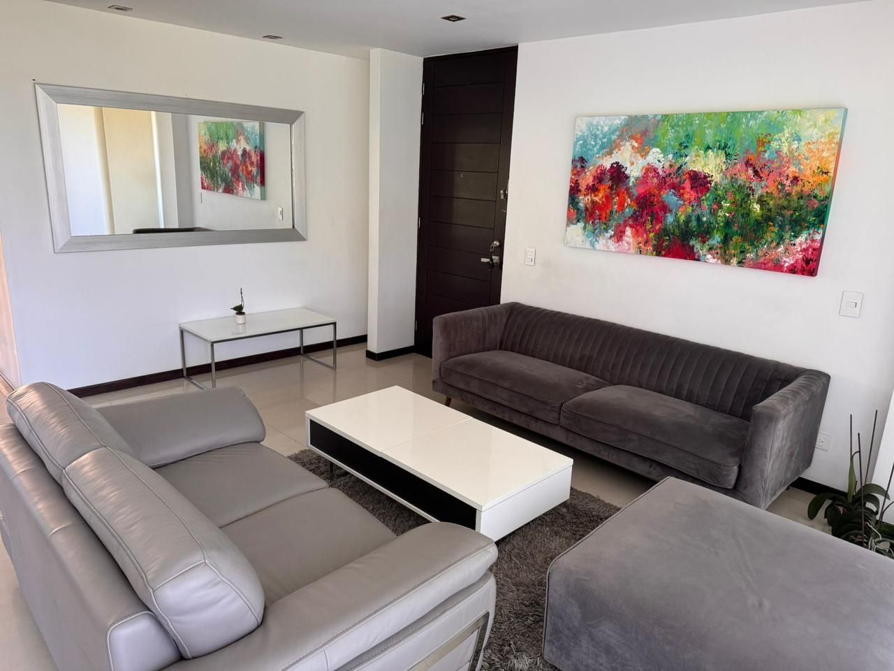 Apartamento en venta Antioquia Medellín Naranjitos 150 m2 Habitaciones 4 Baños 4 Garajes 2 Precio $1300000000