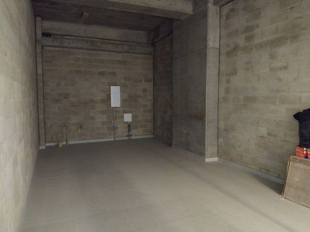 Local en venta Antioquia Medellín Patio Bonito 36 m2 Habitaciones 0 Baños 0 Garajes 1 Precio $800000000