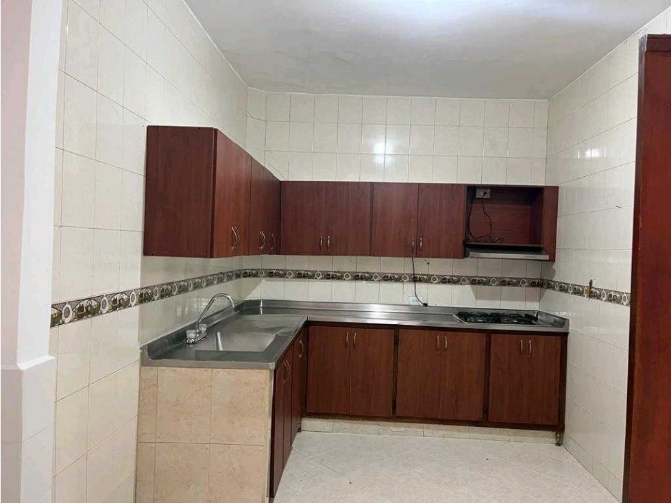 Casa en arriendo Antioquia Itagüí Centro 140 m2 Habitaciones 5 Baños 3 Garajes 0 Precio $3000000