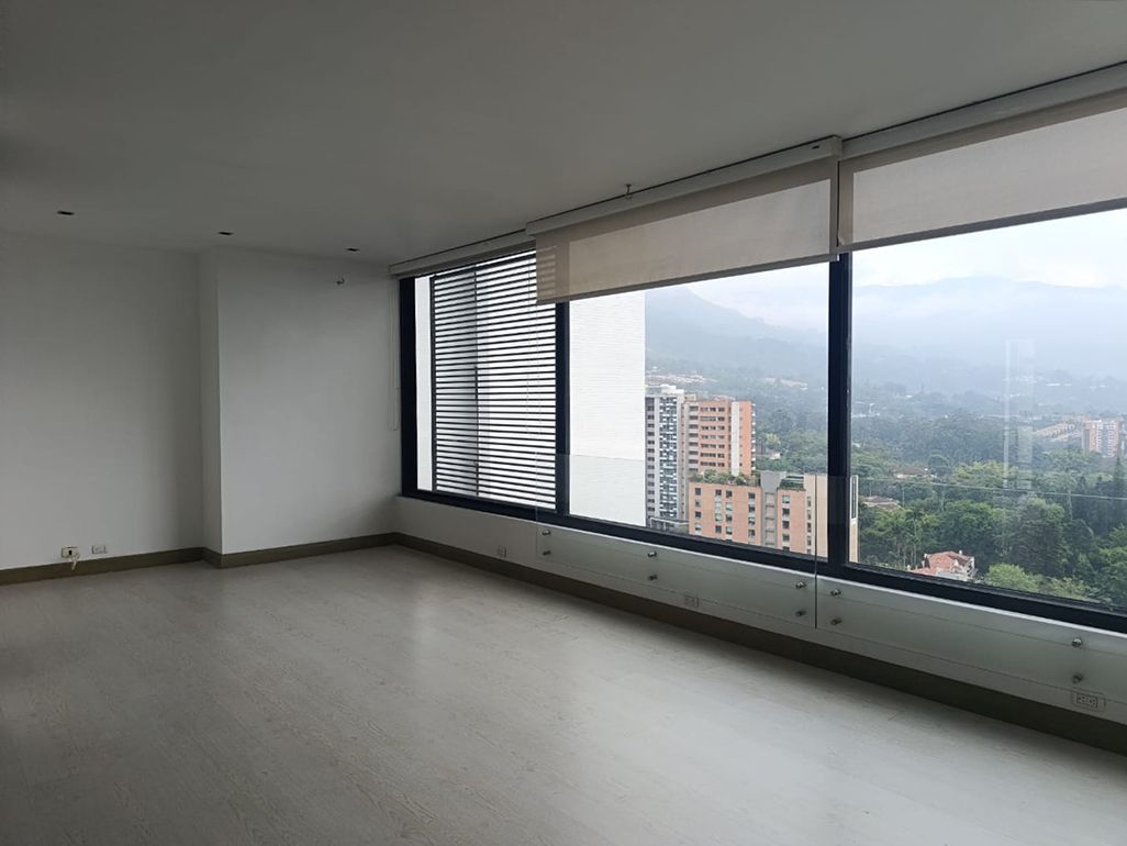 Apartamento en arriendo o venta Antioquia Medellín San Lucas 86 m2 Habitaciones 1 Baños 2 Garajes 2 Precio venta $880000000 Precio arriendo $5700000