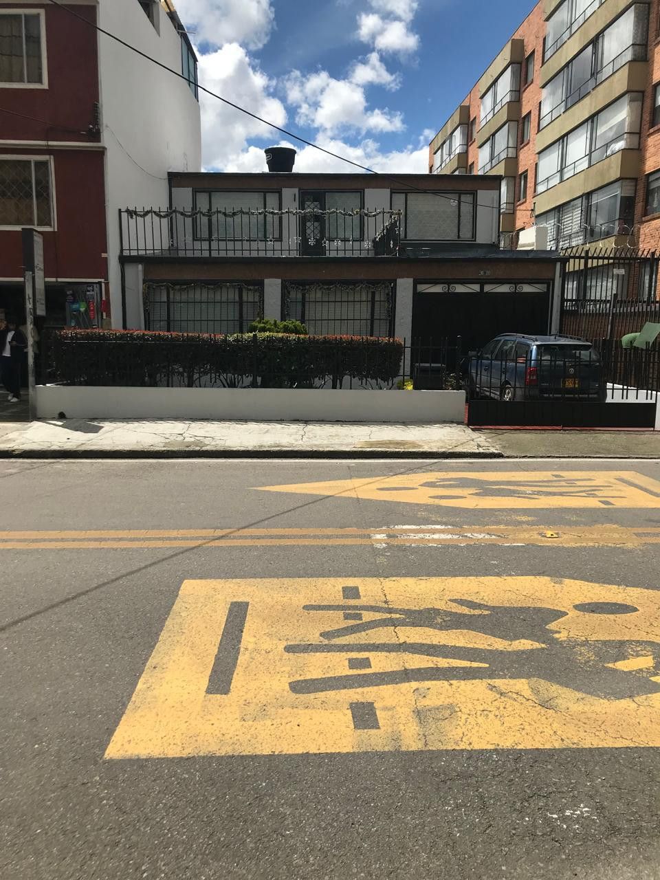 Casa en venta Cundinamarca Bogotá San Cipriano 398 m2 Habitaciones 4 Baños 4 Garajes 2 Precio $895000000