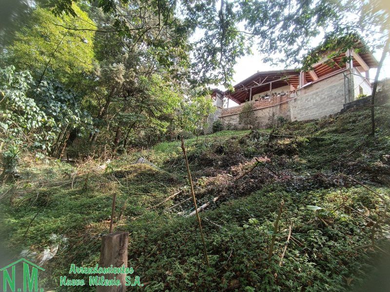 Finca en arriendo Antioquia Envigado La Inmaculada 1500 m2 Habitaciones 5 Baños 3 Garajes 2 Precio $7000000