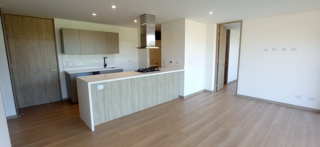 Apartamento en arriendo Antioquia El Retiro El Retiro 80 m2 Habitaciones 2 Baños 3 Garajes 1 Precio $3500000