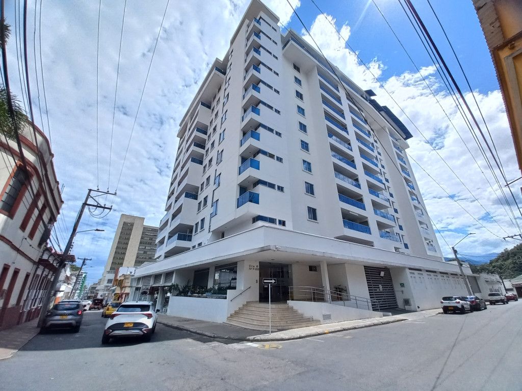 Apartamento en venta Tolima Ibagué La Pola 257 m2 Habitaciones 3 Baños 4 Garajes 2 Precio $1200000000