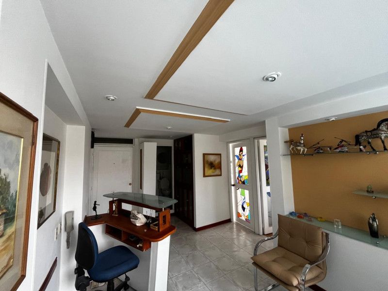 Oficina en venta Cundinamarca Bogotá Lago Gaitan 54 m2 Habitaciones 0 Baños 2 Garajes 1 Precio $345000000