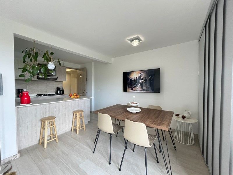 Apartaestudio en arriendo Antioquia Rionegro San Antonio 58 m2 Habitaciones 1 Baños 2 Garajes 1 Precio $3000000