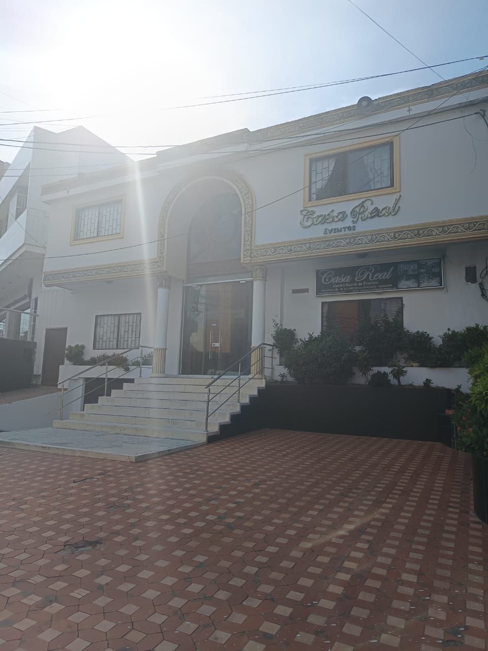 Local Comercial en arriendo o venta Atlántico Barranquilla Nuevo Horizonte 1200 m2 Habitaciones 1 Baños 2 Garajes 6 Precio venta $3000000000 Precio arriendo $20000000