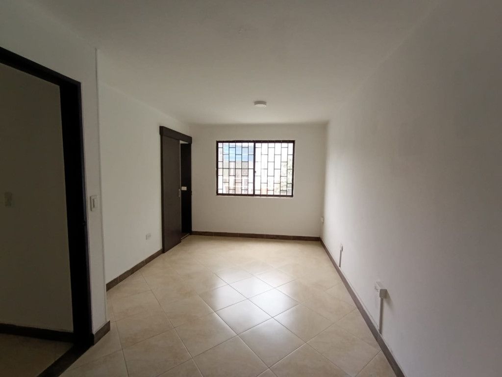 Casa en arriendo Valle Del Cauca Cali San Vicente 307 m2 Habitaciones 13 Baños 14 Garajes 3 Precio $7900000