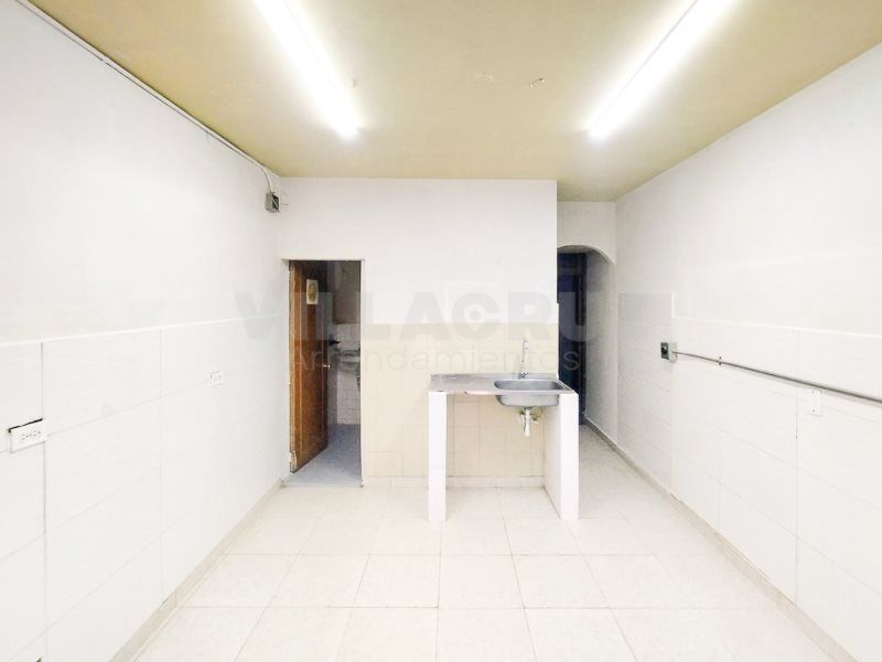 Local en arriendo Antioquia Medellín San Javier No2 33 m2 Habitaciones 0 Baños 1 Garajes 0 Precio $2600000