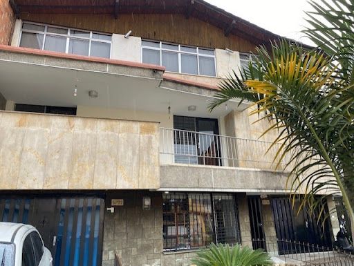 Casa en venta Antioquia Medellín Los Colores 565 m2 Habitaciones 7 Baños 7 Garajes 3 Precio $1800000000