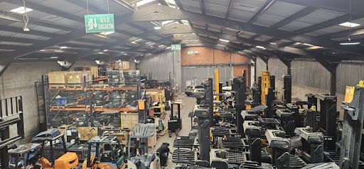 Bodega en arriendo Cundinamarca Bogotá Oviedo 1500 m2 Habitaciones 0 Baños 5 Garajes 3 Precio $34000000