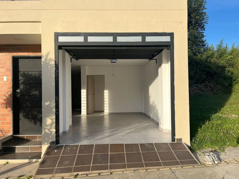 Casa en venta Antioquia Rionegro Rionegro 140 m2 Habitaciones 3 Baños 3 Garajes 1 Precio $580000000