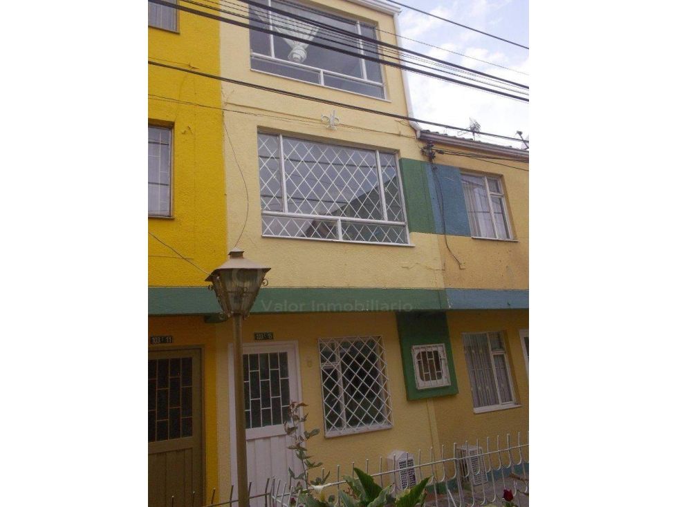 Casa en venta Cundinamarca Bogotá Costa Azul 88 m2 Habitaciones 4 Baños 2 Garajes 0 Precio $260000000