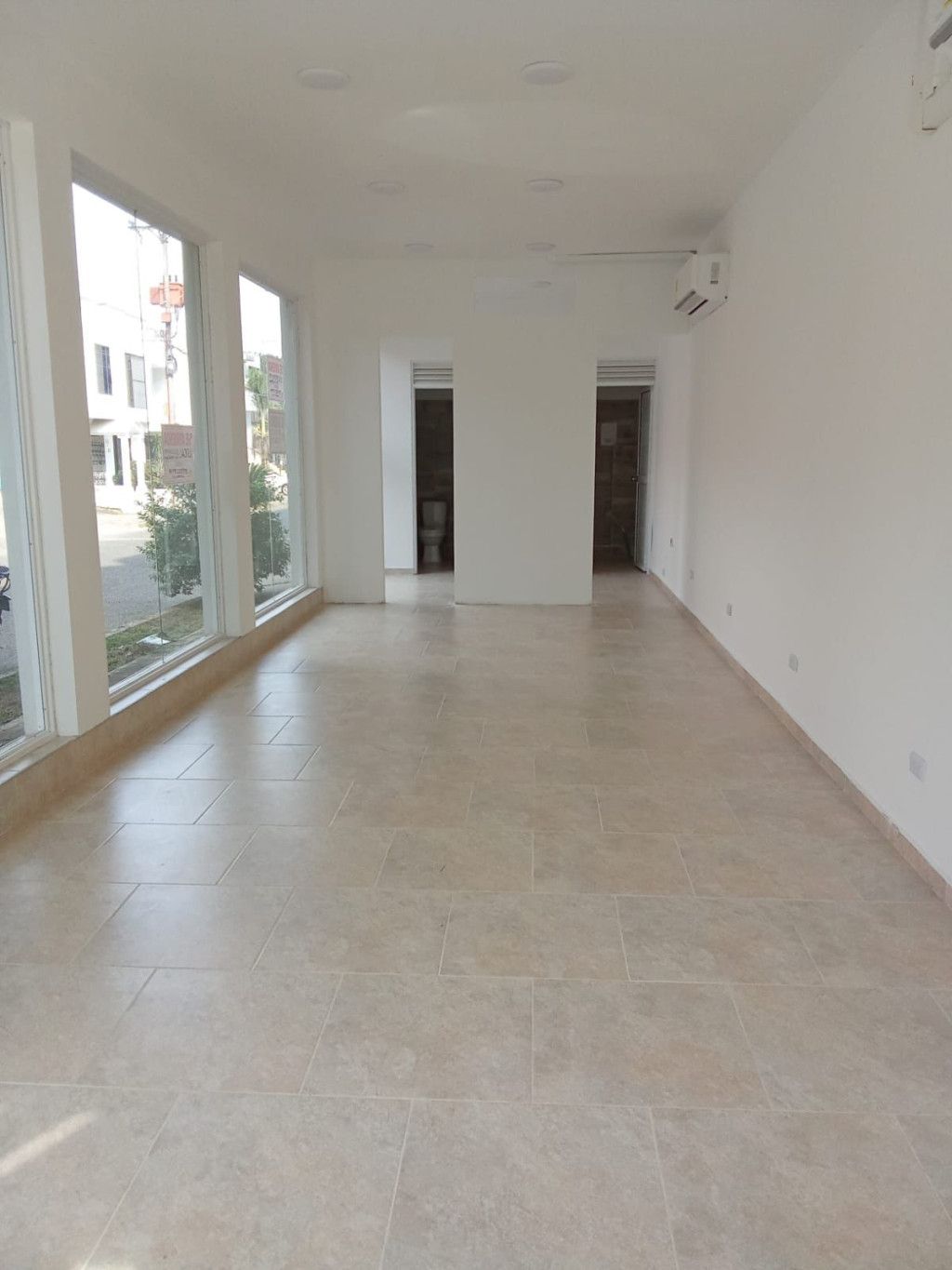 Local en arriendo Valle Del Cauca Cali El Ingenio 45 m2 Habitaciones 0 Baños 1 Garajes 0 Precio $2800000