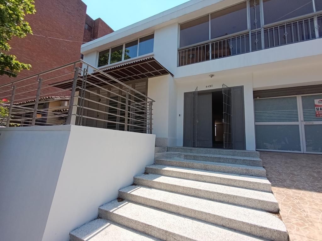 Casa en arriendo Valle Del Cauca Cali Charco Azul 600 m2 Habitaciones 4 Baños 2 Garajes 0 Precio $8000000