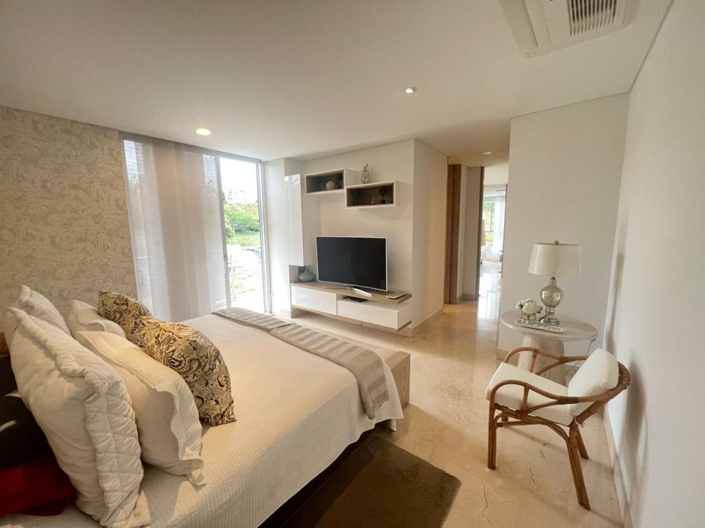 Apartamento en venta Valle Del Cauca Cali Santa Rosa 212 m2 Habitaciones 3 Baños 4 Garajes 3 Precio $1500000000