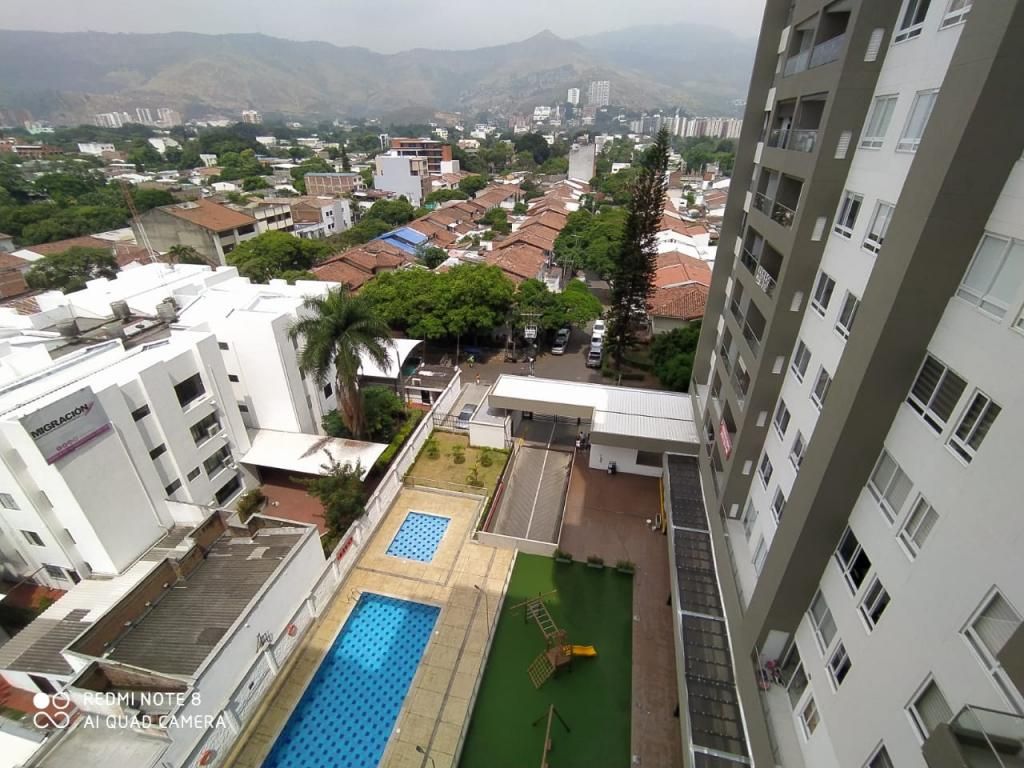Apartamento en arriendo Valle Del Cauca Cali Urbanización La Flora 85 m2 Habitaciones 2 Baños 2 Garajes 1 Precio $2600000
