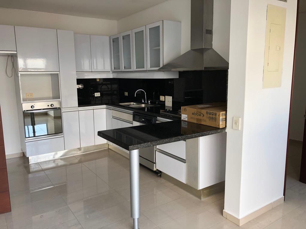 Apartamento en venta Valle Del Cauca Cali Ciudadela Campestre 200 m2 Habitaciones 3 Baños 5 Garajes 2 Precio $1140000000