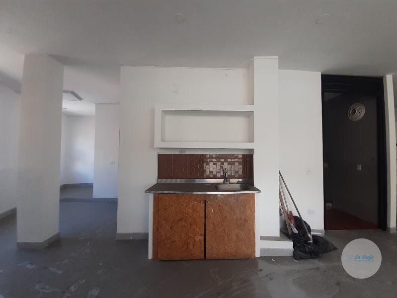 Local en arriendo Antioquia Bello San Gabriel 400 m2 Habitaciones 0 Baños 3 Garajes 0 Precio $6000000