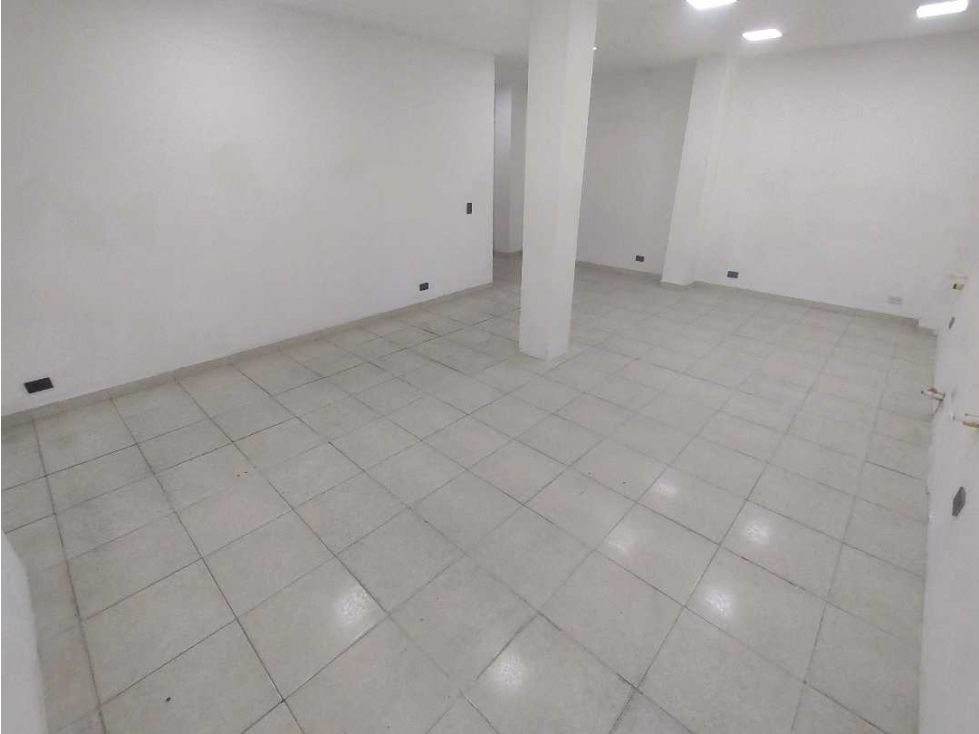 Local en arriendo Antioquia Bello Manchester 80 m2 Habitaciones 0 Baños 2 Garajes 0 Precio $2400000