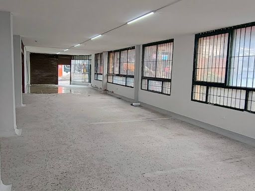 Local en arriendo Risaralda Pereira Primero De Febrero 165 m2 Habitaciones 0 Baños 2 Garajes 0 Precio $3000000