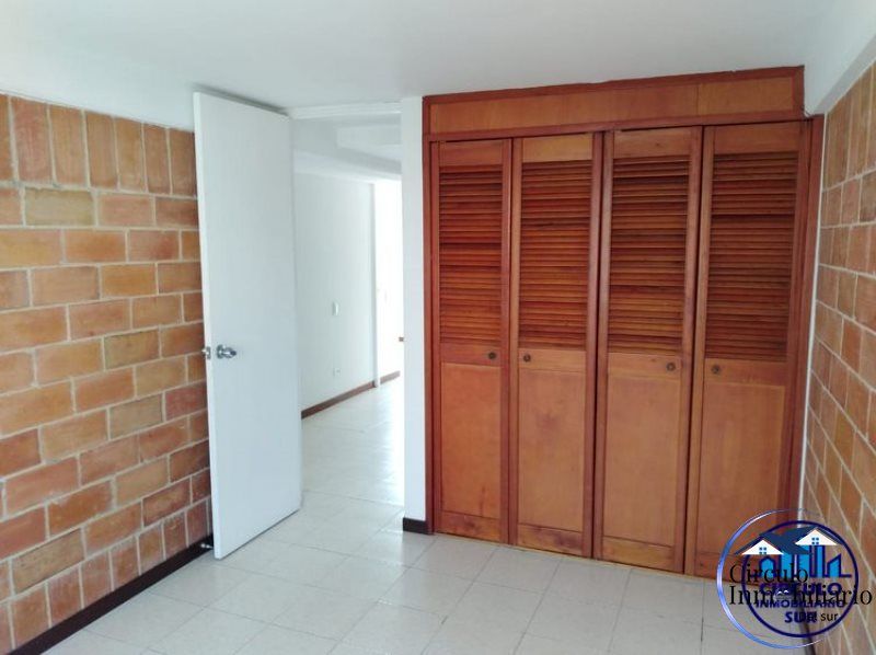 Apartamento en venta Antioquia Envigado Zona Centro 70 m2 Habitaciones 3 Baños 2 Garajes 1 Precio $530000000