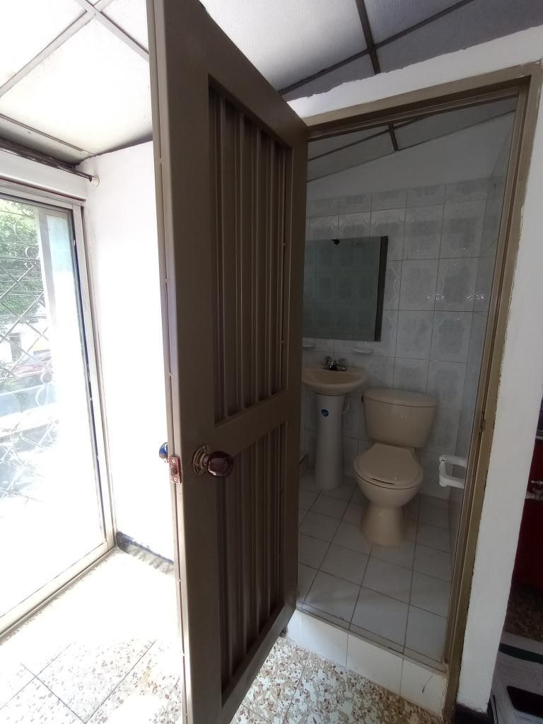 Apartaestudio en arriendo Valle Del Cauca Cali Villa Colombia 35 m2 Habitaciones 1 Baños 1 Garajes 0 Precio $500000