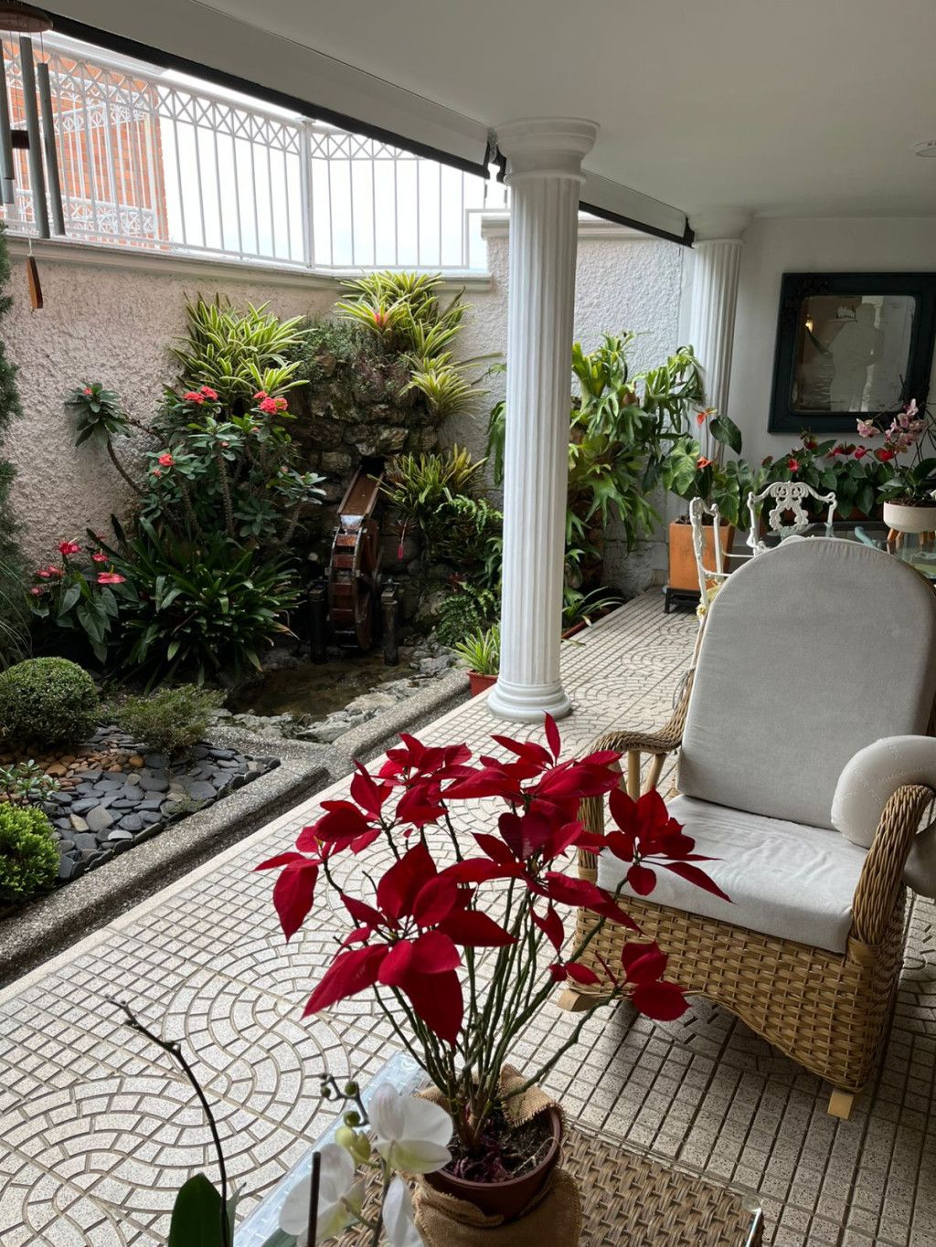 Casa en venta Antioquia Medellín El Castillo 336 m2 Habitaciones 3 Baños 4 Garajes 2 Precio $2200000000