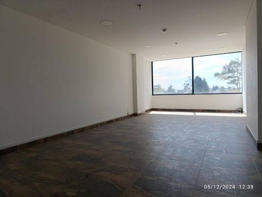 Oficina en arriendo Cundinamarca Cajicá Centro 35 m2 Habitaciones 0 Baños 3 Garajes 2 Precio $1650000
