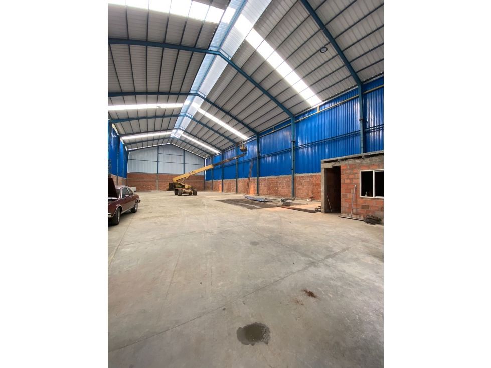 Bodega en arriendo Valle Del Cauca Palmira Palmira 750 m2 Habitaciones 0 Baños 1 Garajes 2 Precio $9750000