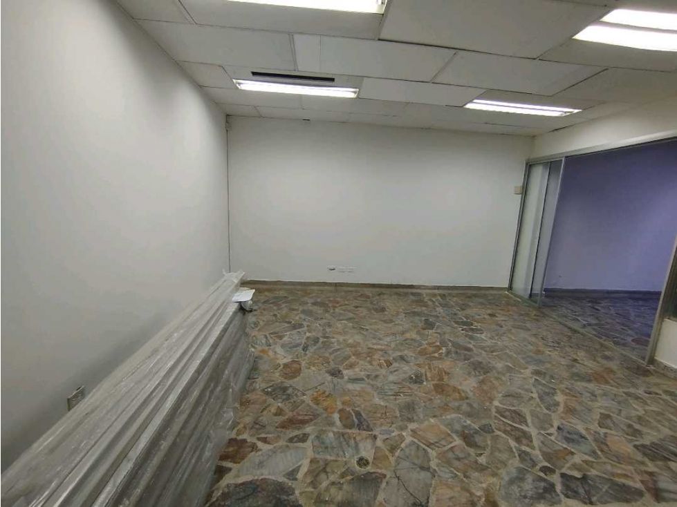 Local en venta Antioquia Envigado El Dorado 60 m2 Habitaciones 0 Baños 2 Garajes 0 Precio $450000000