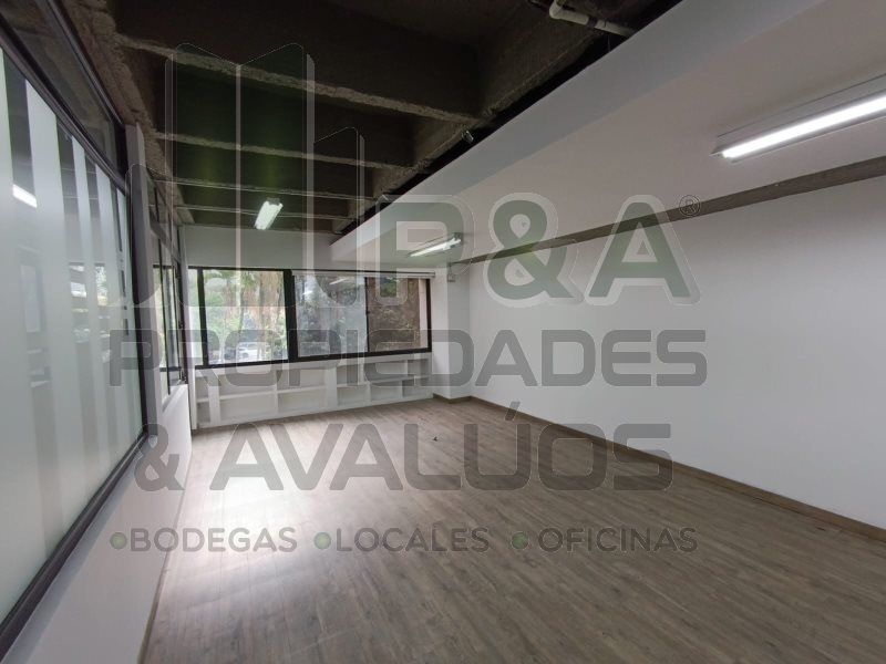 Local en arriendo Antioquia Itagüí Otros 659 m2 Habitaciones 0 Baños 2 Garajes 0 Precio $32950000