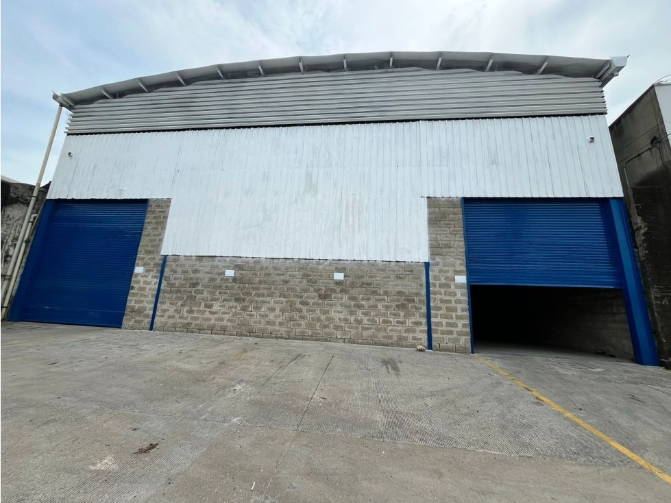 Bodega en arriendo Bolívar Cartagena Bosque 1800 m2 Habitaciones 0 Baños 1 Garajes 0 Precio $40000000