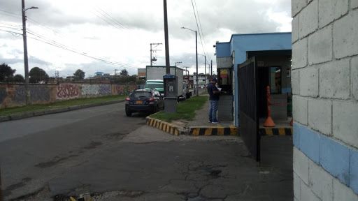 Bodega en arriendo Cundinamarca Bogotá Fontibón 361 m2 Habitaciones 0 Baños 4 Garajes 2 Precio $11928270